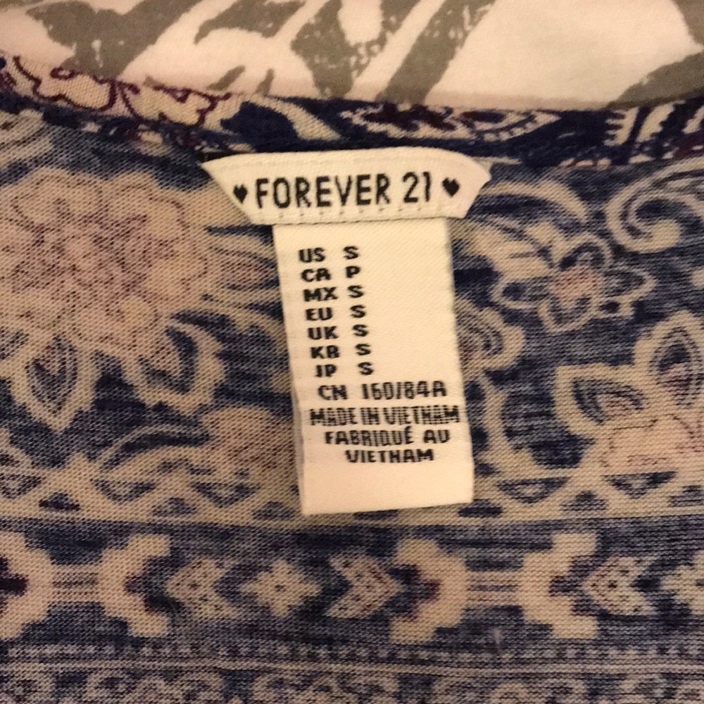 Patterned Tank Top - Picture 3 of 4